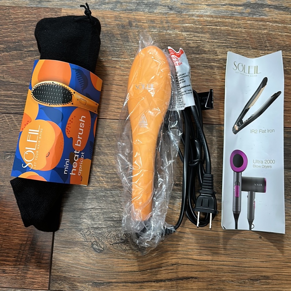 Soleil mini heat brush hair tool in apricot - Picture 2 of 2